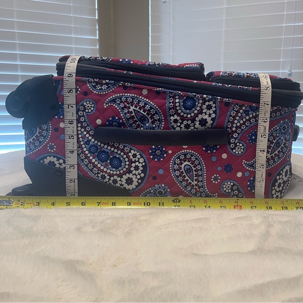 Vera Bradley spinner carry on - Picture 7 of 16